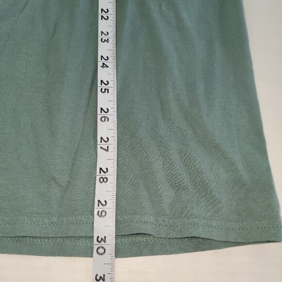 The Magic Kingdom 45th Anniversary Shirt Adult XL Green Mickey Mouse Disney Park - Picture 6 of 8